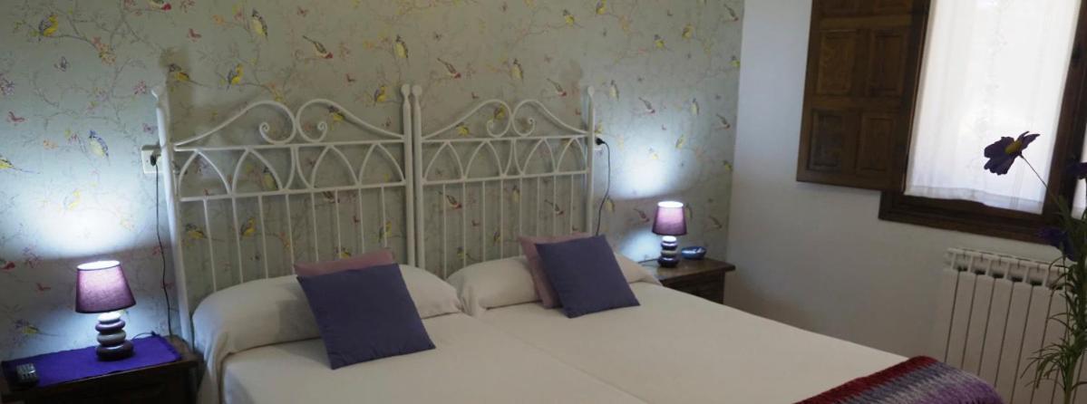 Hospedium Hostal Almanzor Navarredonda de Gredos Eksteriør billede
