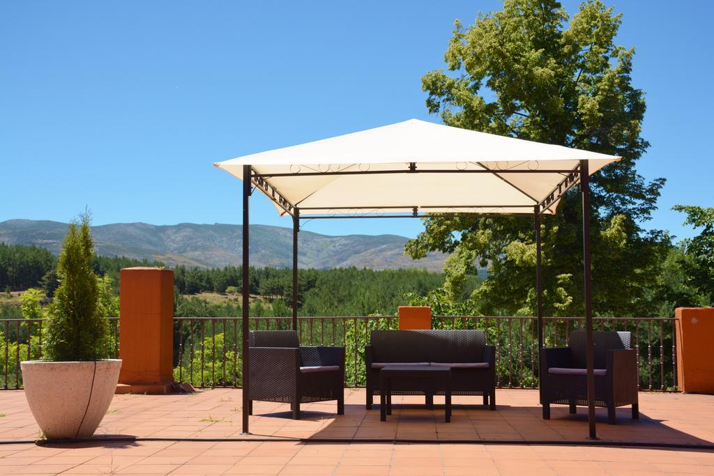 Hospedium Hostal Almanzor Navarredonda de Gredos Eksteriør billede