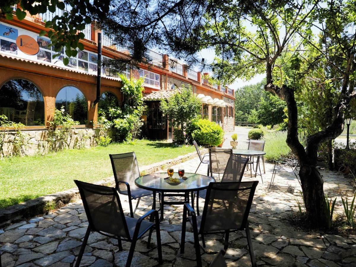 Hospedium Hostal Almanzor Navarredonda de Gredos Eksteriør billede